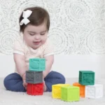 Infantino Kocky Squeeze & Stack 10 ks – Obrázok 4