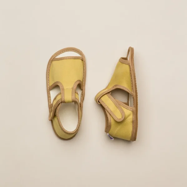 BAREpučky – strih na užšie nôžky – žlté