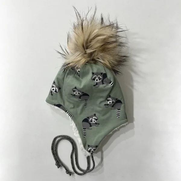 Ušianka - raccoon old green