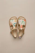 BAREpučky – Monica – široké nôžky – vysoké priehlavky – béžové písmená