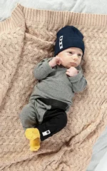 Fit novorodenecká čiapka - čierna – Obrázok 4