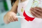 Mega Berry prírodná zubná pasta pre deti Jahoda 200g – Obrázok 2