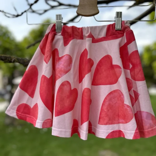 Točivá sukňa - srdiečka