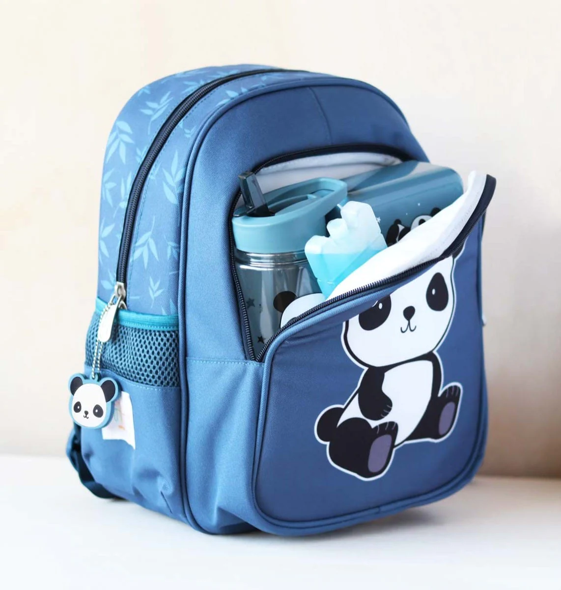 bppabu43-lr-5-backpack-panda.jpg